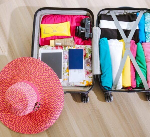 How to build a capsule wardrobe for travel